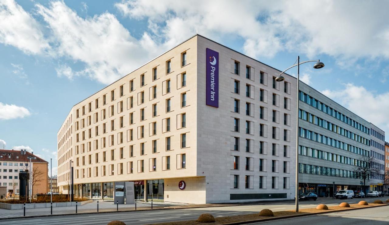 Premier Inn Nuernberg City Opernhaus Exterior foto